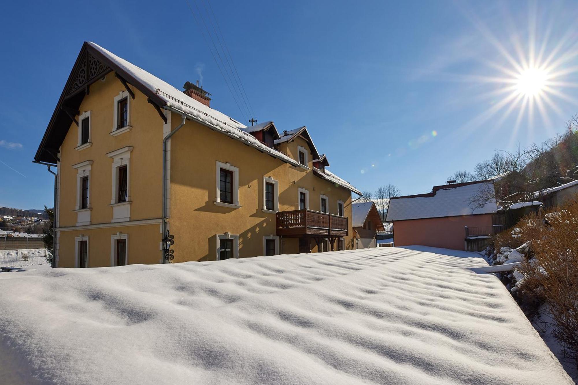 Villa Ganzstein Mürzzuschlag Buitenkant foto